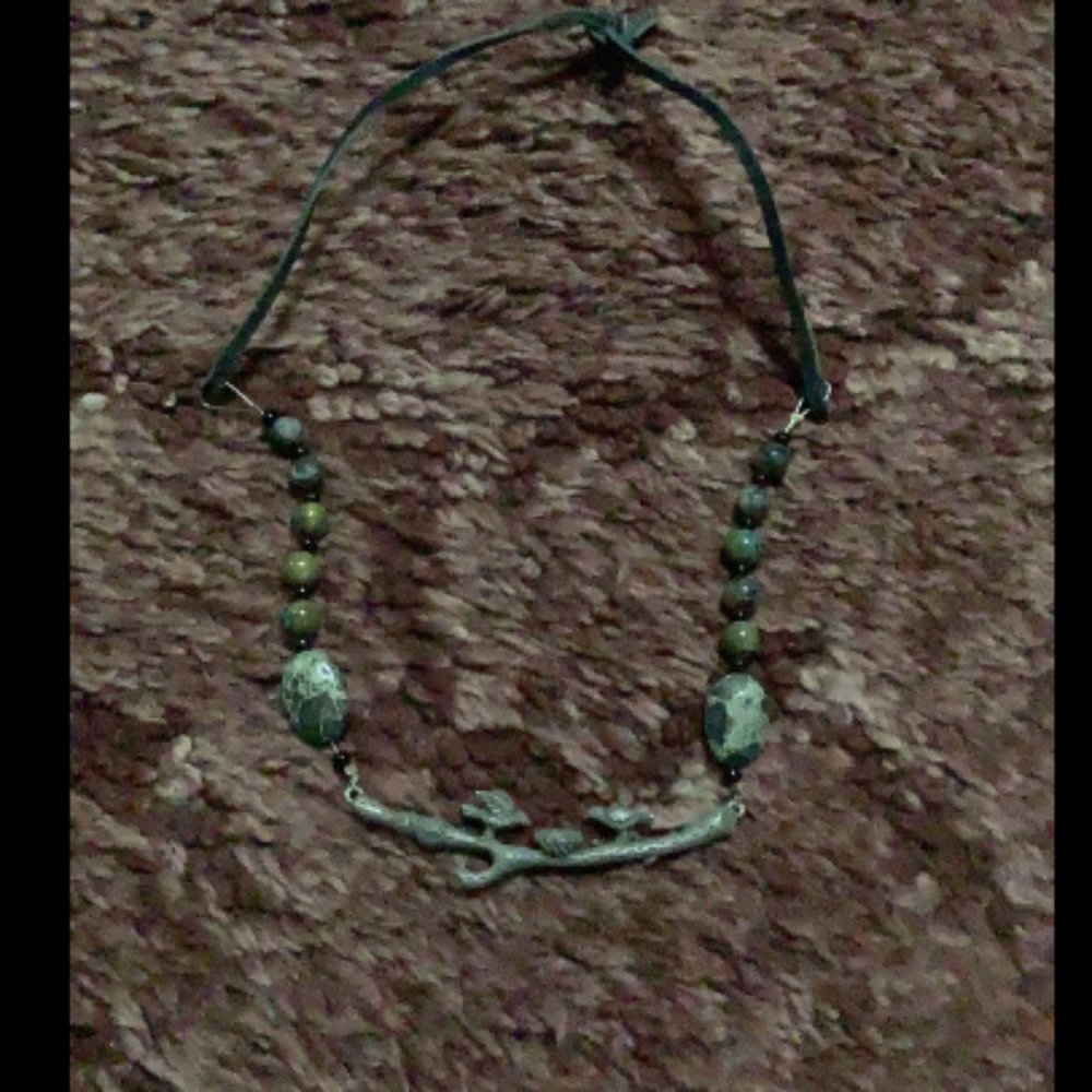 Vintage Bird’s Nest Metal and Polished Stone Necklace